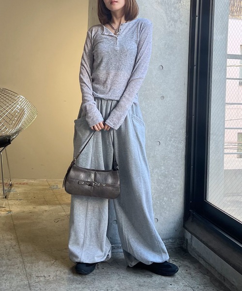 PAGEBOY（ページボーイ）の「フローズンネップヘンリーネックプルオーバー／シアートップス 【重ね着もオススメ】（Tシャツ/カットソー・レディース・ブラック/ブルー/グレー/オフホワイト・FREE）」の18枚目の写真