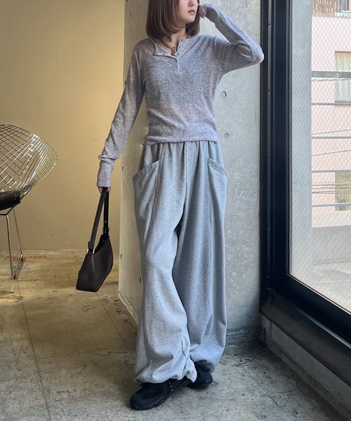 PAGEBOY（ページボーイ）の「フローズンネップヘンリーネックプルオーバー／シアートップス 【重ね着もオススメ】（Tシャツ/カットソー・レディース・ブラック/ブルー/グレー/オフホワイト・FREE）」の16枚目の写真