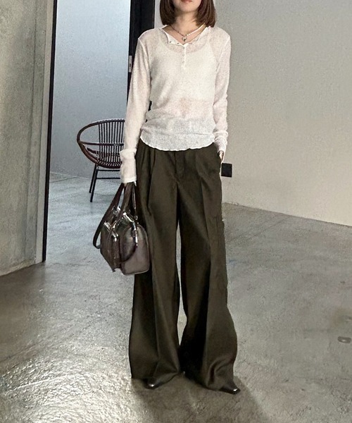 PAGEBOY（ページボーイ）の「フローズンネップヘンリーネックプルオーバー／シアートップス 【重ね着もオススメ】（Tシャツ/カットソー・レディース・ブラック/ブルー/グレー/オフホワイト・FREE）」の14枚目の写真