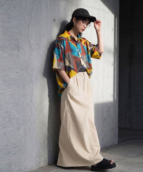 antiqua（アンティカ）の「アート柄 シャツ（シャツ/ブラウス・レディース・マルチ・ONESIZE）」の3枚目の写真