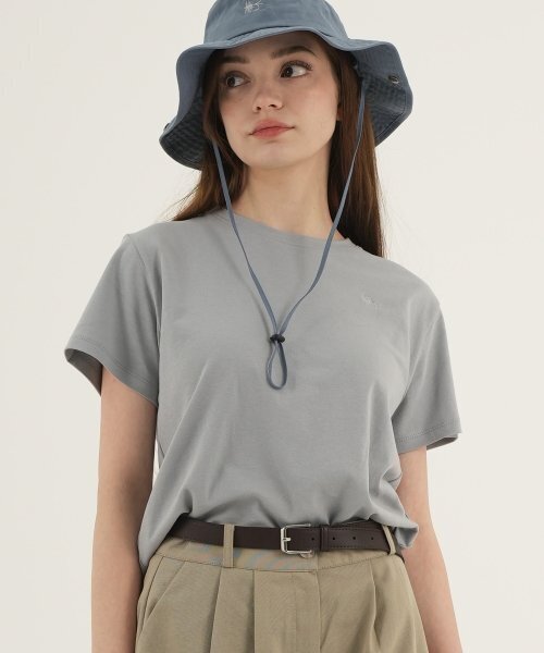 THE-ABON(エイボン)の「ウーマンフィッシュマンクロップTシャツクリーム(Tシャツ/カットソー・レディース・その他・FREE)」の2枚目の写真