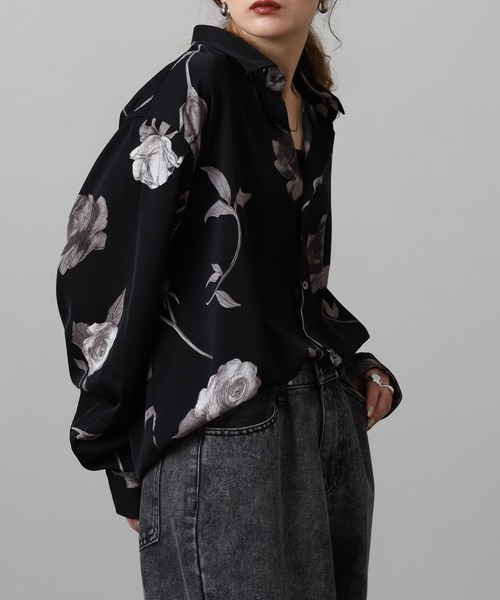 MMMM(エムエムエムエム)の「MMMM/ ローズプリント総柄シャツ/レギュラーカラー(シャツ/ブラウス・メンズ・ブラック/ホワイト・M/L)」の20枚目の写真