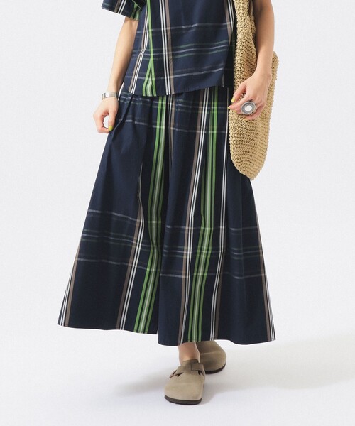 BEAMS BOY（ビームスボーイ）の「ボーイ ビッグ タータン スカート（スカート・レディース・ネイビー/ライトブルー/ホワイト系その他7・2/1）」の3枚目の写真