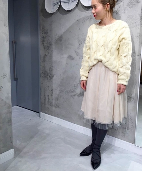 LE TALON（ルタロン）の「【Oggi 5月号掲載】GRISE ポインテッドレースアップフラット◆（その他シューズ・レディース・ブラック/ホワイト/キャメル/レッド・36/38/36.5/37.5/37/35.5）」の6枚目の写真