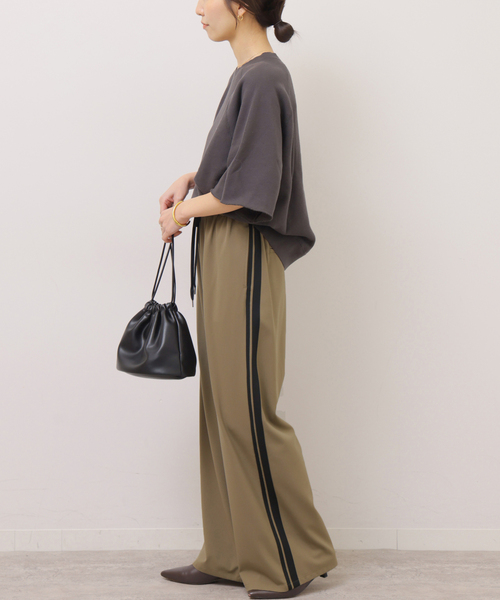 JOURNAL STANDARD relume（ジャーナルスタンダード　レリューム）の「サイドラインイージーパンツ（その他パンツ・レディース・カーキ/ブラック・38/36）」の14枚目の写真