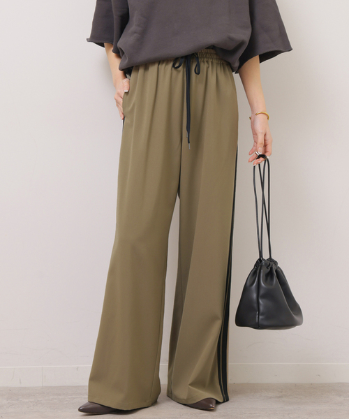 JOURNAL STANDARD relume（ジャーナルスタンダード　レリューム）の「サイドラインイージーパンツ（その他パンツ・レディース・カーキ/ブラック・38/36）」の15枚目の写真