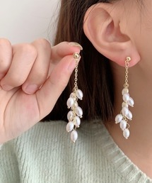 パールピアス 揺れる 結婚式 おしゃれ オフィス イヤリング シンプル