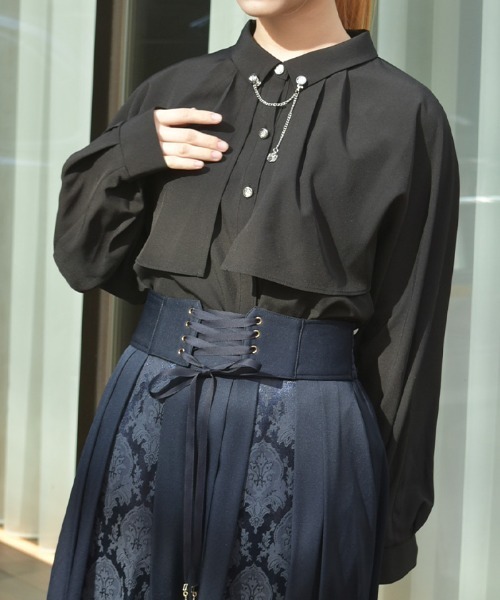 axes femme(アクシーズファム)の「チェーン付オーバーブラウス(シャツ/ブラウス・レディース・ホワイト/ミント/ブラック・FREE)」の2枚目の写真