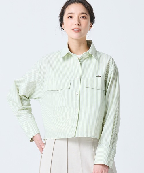 LACOSTE(ラコステ)の「ダブルポケット クロップド丈 ストライプシャツ(シャツ/ブラウス・レディース・セージグリーン/ネイビー・40/36/34/38)」の2枚目の写真