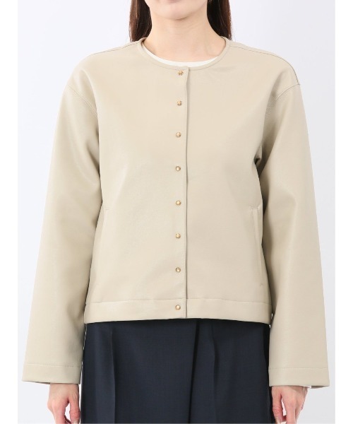 m.f.editorial(エムエフエディトリアル)の「【合成皮革】タカキュー レディース ノーカラー ブルゾン(ノーカラージャケット・レディース・ベージュ/ブラック・MEDIUM/LARGE)」の5枚目の写真
