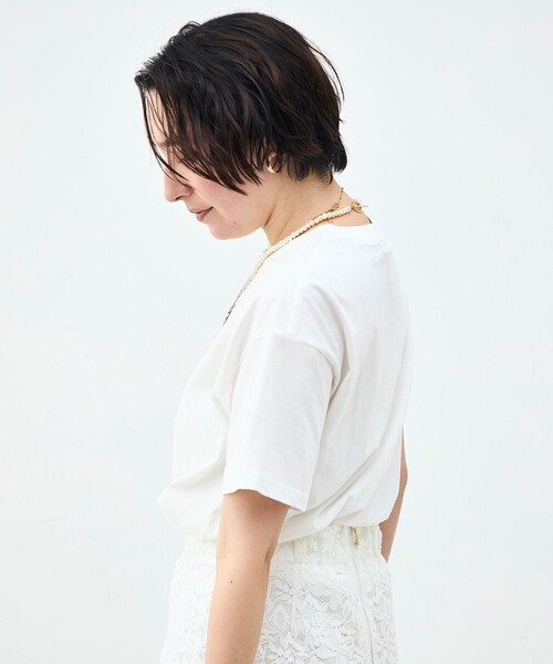 NOLLEY’S Sophi（ノーリーズソフィ）の「ウォッシャブルオーバーサイズロゴTシャツ（Tシャツ/カットソー・レディース・ホワイト系その他2/ホワイト・38）」の12枚目の写真