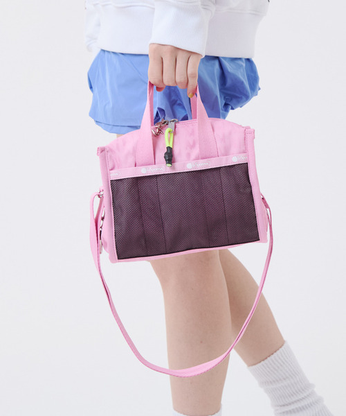 LeSportsac(レスポートサック)の「MSGM METRO XBODY メトロピンクジャカード(ショルダーバッグ・レディース・ピンク・FREE)」の2枚目の写真