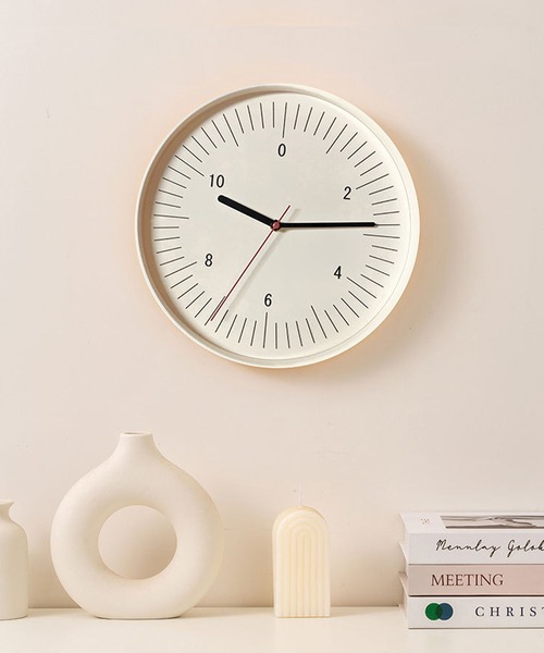 IRADOWL（アイラドール）の「【アイラドール room】ラウンド壁掛け時計（掛け時計・レディース・ブラック/グレイッシュベージュ/ライトブルー/グリーン/ホワイト・FREE）」の2枚目の写真