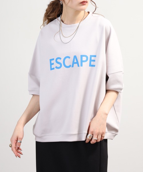EGLANTINE(エグランティーヌ)の「EGLANTINE オーバーサイズロゴカットソー 半端袖(Tシャツ/カットソー・レディース・グレー/チャコールグレー/カーキ/ネイビー・40)」の5枚目の写真