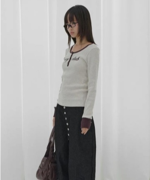 FANCY CLUB(ファンシークラブ)の「◇FANCYCLUB◇ブランド直輸入正規品/ヘンリー ネック ワッフル ロング スリーブ HENLEY NECK WAFFLE LONG SLEEVE(Tシャツ/カットソー・レディース・オートミール/グレー・FREE)」の4枚目の写真