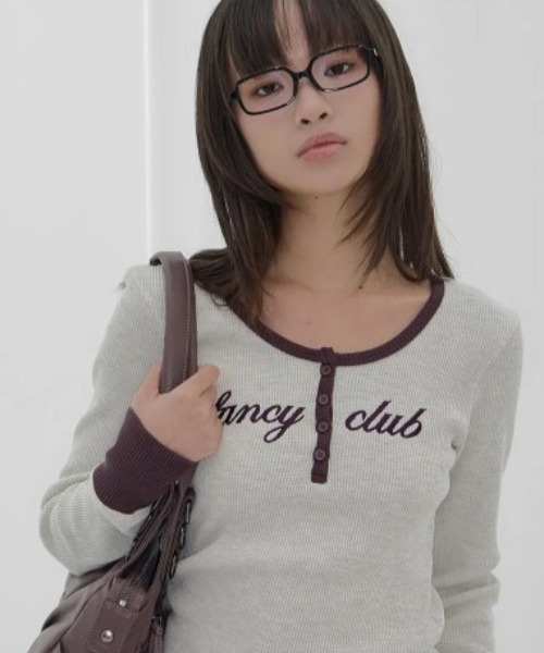FANCY CLUB(ファンシークラブ)の「◇FANCYCLUB◇ブランド直輸入正規品/ヘンリー ネック ワッフル ロング スリーブ HENLEY NECK WAFFLE LONG SLEEVE(Tシャツ/カットソー・レディース・オートミール/グレー・FREE)」の7枚目の写真
