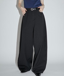 VION（ヴィオン）の「スラックス（スラックス）」