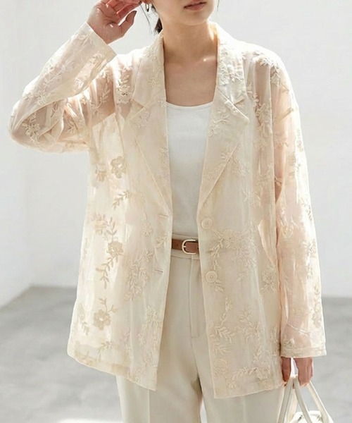 aquagarage（アクアガレージ）の「花柄刺繍テーラードジャケット（その他アウター・レディース・ブラック/アイボリー・FREE）」の2枚目の写真