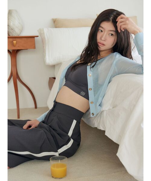 LAGUNAMOON（ラグナムーン）の「センタープレスラインパンツ（その他パンツ・レディース・チャコールグレー/ピンク・SMALL/MEDIUM）」の8枚目の写真