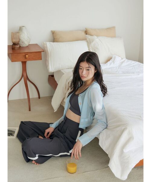 LAGUNAMOON（ラグナムーン）の「センタープレスラインパンツ（その他パンツ・レディース・チャコールグレー/ピンク・SMALL/MEDIUM）」の7枚目の写真