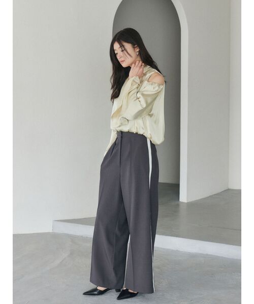 LAGUNAMOON（ラグナムーン）の「センタープレスラインパンツ（その他パンツ・レディース・チャコールグレー/ピンク・SMALL/MEDIUM）」の5枚目の写真