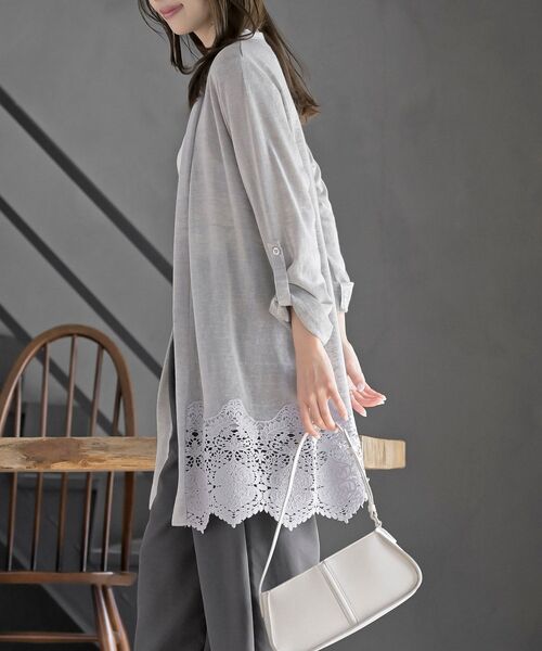 rps(アールピーエス)の「裾レーストッパーカーディガン(カーディガン/ボレロ・レディース・ライトグレー/ブラック・フリー)」の4枚目の写真