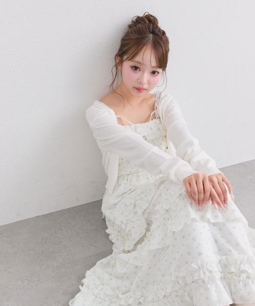 【試着のみ】OHGA FLOWER PUFF/ホワイト　フリーサイズ OLIVE des OLIVE（オリーブデオリーブ）の「【WEB限定カラー/8色展開