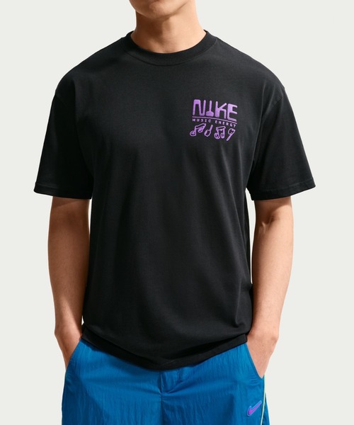 NIKE(ナイキ)の「ナイキ NIKE ナイキ NSW LSE スウッシュ サウンズ S/S Tシャツ(Tシャツ/カットソー・メンズ・ブルー/ブラック・S/M/L/LL/3L)」の2枚目の写真