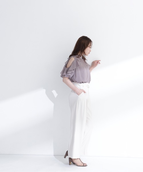 NATURAL BEAUTY BASIC（ナチュラルビューティーベーシック）の「ショルダースリットフリルブラウス（シャツ/ブラウス・レディース・ピンク/ブラウン/イエロー系その他・ﾌﾘ-）」の8枚目の写真