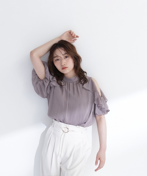 NATURAL BEAUTY BASIC（ナチュラルビューティーベーシック）の「ショルダースリットフリルブラウス（シャツ/ブラウス・レディース・ピンク/ブラウン/イエロー系その他・ﾌﾘ-）」の9枚目の写真