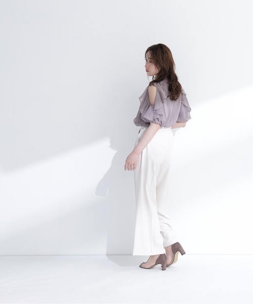 NATURAL BEAUTY BASIC（ナチュラルビューティーベーシック）の「ショルダースリットフリルブラウス（シャツ/ブラウス・レディース・ピンク/ブラウン/イエロー系その他・ﾌﾘ-）」の10枚目の写真