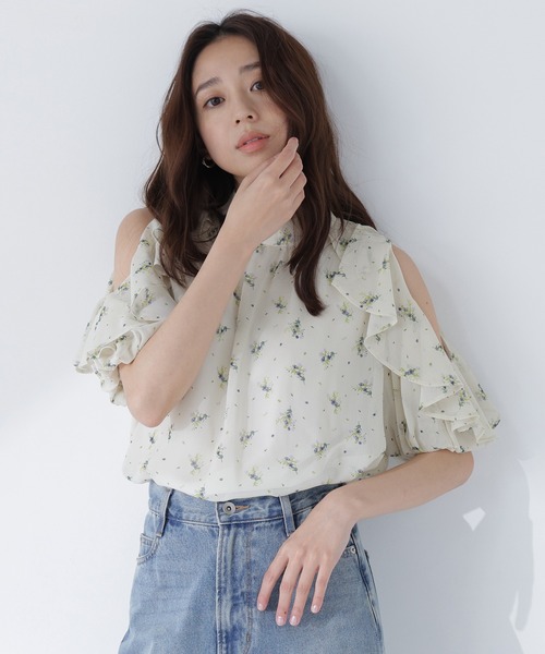 NATURAL BEAUTY BASIC（ナチュラルビューティーベーシック）の「ショルダースリットフリルブラウス（シャツ/ブラウス・レディース・ピンク/ブラウン/イエロー系その他・ﾌﾘ-）」の17枚目の写真