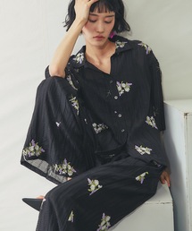 ANOTHER S（アナザーエス）の「花刺繍シアーストライプイージーパンツ（その他パンツ）」