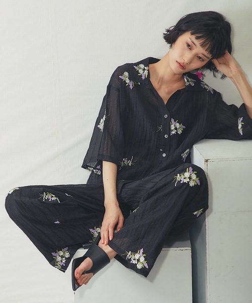 ANOTHER S（アナザーエス）の「花刺繍シアーストライプイージーパンツ（その他パンツ・レディース・ブラック/オフホワイト・FREE）」の12枚目の写真