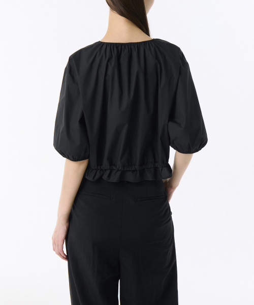 MUSINSA STANDARD WOMAN（ムシンサスタンダードウーマン）の「ウーマンズラウンドネックボリュームクロップブラウス[ブラック]（シャツ/ブラウス・レディース・その他・SMALL/MEDIUM/LARGE/X-SMALL）」の2枚目の写真