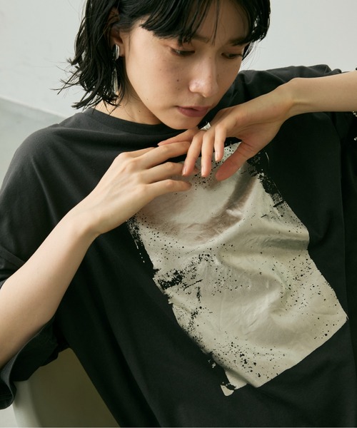 Shelly island(シェリーアイランド)の「箔プリントオーバーT(Tシャツ/カットソー・レディース・ホワイト/ブラック・FREE)」の15枚目の写真