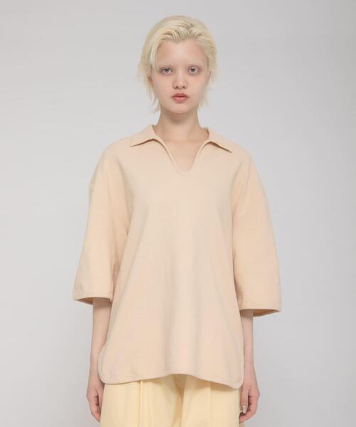 LAATO(ラート)の「open collared tee(Tシャツ/カットソー・レディース・ライトブルー/アイボリー/ライトカーキ・FREE)」の1枚目の写真