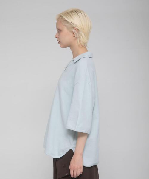 LAATO(ラート)の「open collared tee(Tシャツ/カットソー・レディース・ライトブルー/アイボリー/ライトカーキ・FREE)」の4枚目の写真