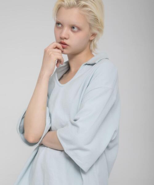 LAATO(ラート)の「open collared tee(Tシャツ/カットソー・レディース・ライトブルー/アイボリー/ライトカーキ・FREE)」の6枚目の写真