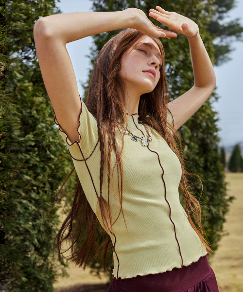 DEVIWEAR(デヴィウェア)の「リバーシブルラインTシャツ DEVI-T0155-オリーブ(Tシャツ/カットソー・レディース・オリーブ・FREE)」の1枚目の写真