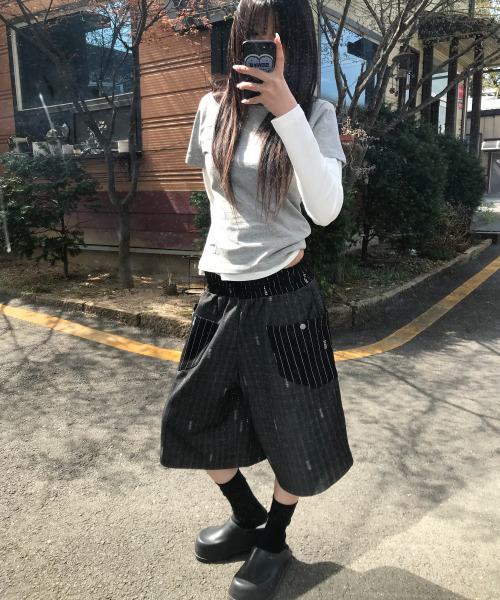 SEW-B（ソービー）の「ボタンセギングバミューダパンツ [デニムブラック]（その他パンツ・レディース・その他・FREE）」の5枚目の写真