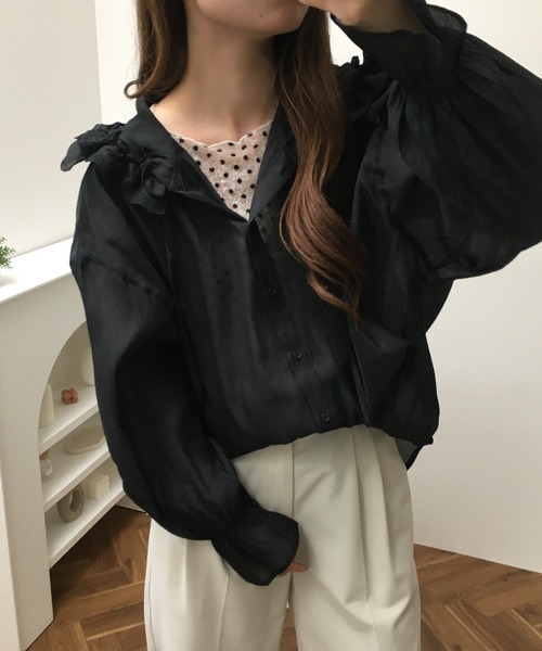 atONE(アットワン)の「オーガン刺繍フリルフードシャツ 長袖(シャツ/ブラウス・レディース・ブラック/オフホワイト・F)」の9枚目の写真