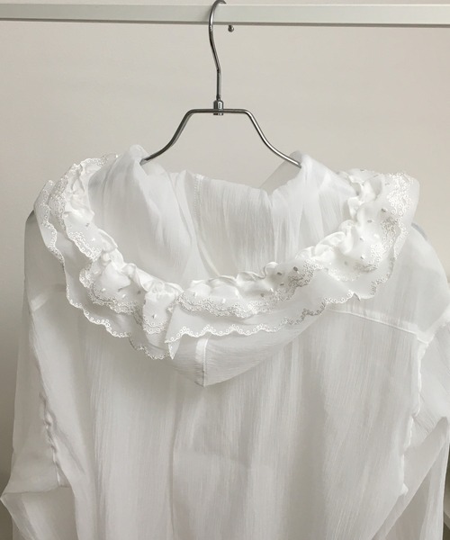 atONE(アットワン)の「オーガン刺繍フリルフードシャツ 長袖(シャツ/ブラウス・レディース・ブラック/オフホワイト・F)」の21枚目の写真