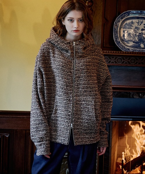 CASPER JOHN(キャスパージョン)の「High neck boucle blouson/ハイネックブークレブルゾン(ブルゾン・メンズ・グレー/レッド・SMALL/X-SMALL/LARGE/MEDIUM)」の3枚目の写真