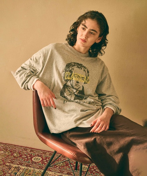 kha:ki(カーキ)の「「KHA:KI / カーキ」L/S TEE -CLASSICAL-(Tシャツ/カットソー・レディース・ホワイト/グレー/ブラック・FREE)」の3枚目の写真