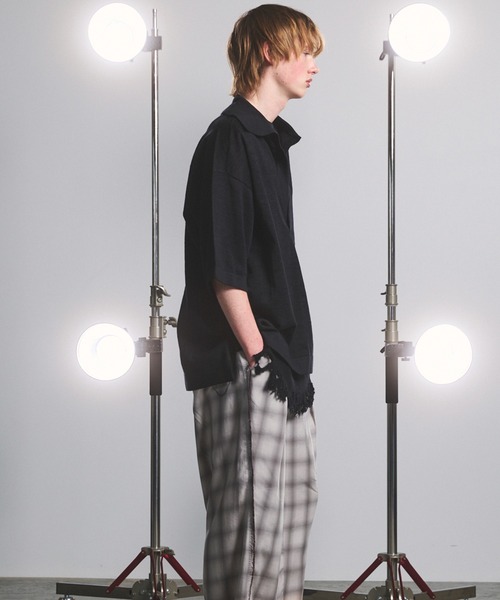 MAISON SPECIAL(メゾンスペシャル)の「《UNISEX》Ramie-SOLOTEX Prime-Over Deep Front Skipper Knit T-shirt/ラミーソロテックスプライムオーバーディープフロントスキッパーニットTシャツ【MAISON SPECIAL/メゾンスペシャル】(Tシャツ/カットソー・メンズ・サックスブルー/レッド/ブラック・0/1/2)」の6枚目の写真