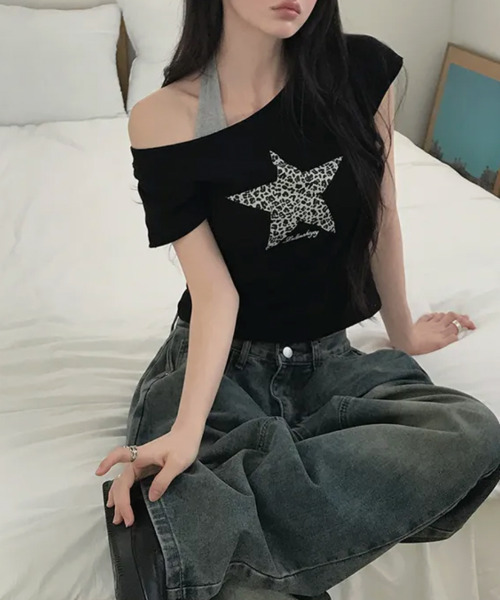 VIVID LADY(ビビッドレディー)の「レオパードスタープリント ワンショルダー半袖Tシャツ(Tシャツ/カットソー・レディース・ホワイト/ブラック・FREE)」の10枚目の写真