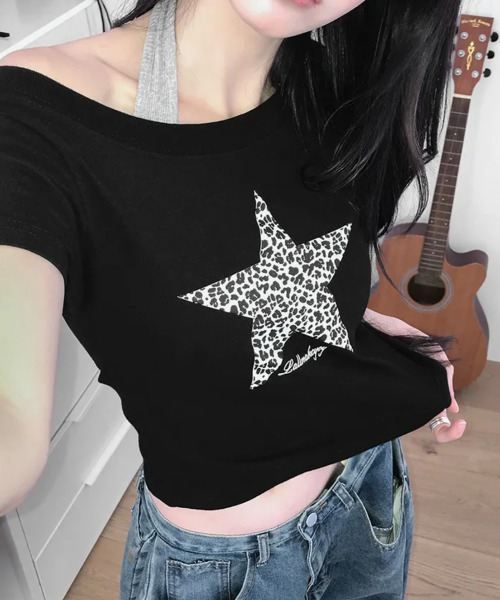 VIVID LADY(ビビッドレディー)の「レオパードスタープリント ワンショルダー半袖Tシャツ(Tシャツ/カットソー・レディース・ホワイト/ブラック・FREE)」の13枚目の写真