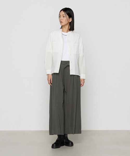 Gabardine K.T（ギャバジンケーティー）の「【セットアップ】ハイテンションポンチ WEEKEND パンツスーツ（その他パンツ・レディース・グレー/ブラック・9号）」の4枚目の写真