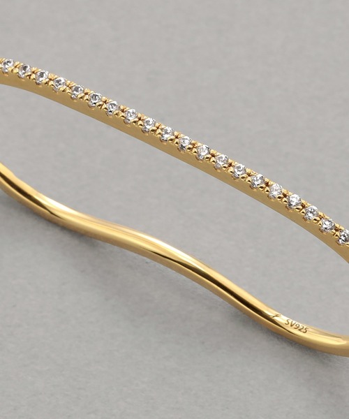 PLUS VENDOME(プラス ヴァンドーム)の「FINELINETATTOO_ダブルフィンガーリング(リング・レディース・シルバー/ゴールド・M)」の7枚目の写真
